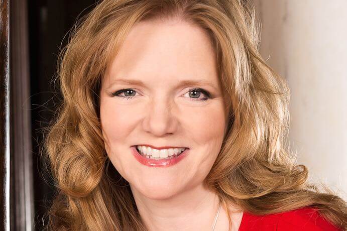 Alecia Lawyer • Photo © Lynn Lane