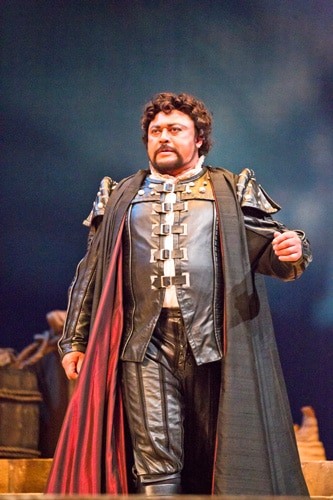 Michael Austin as Otello · Photo © JC Studios Photography